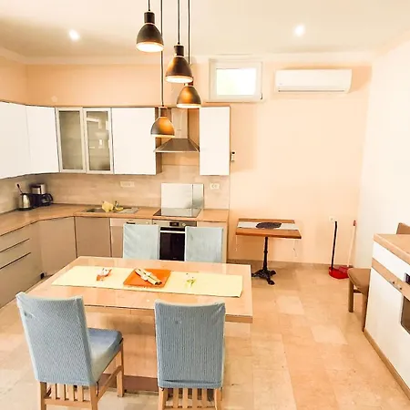 Bernardica Apartment *