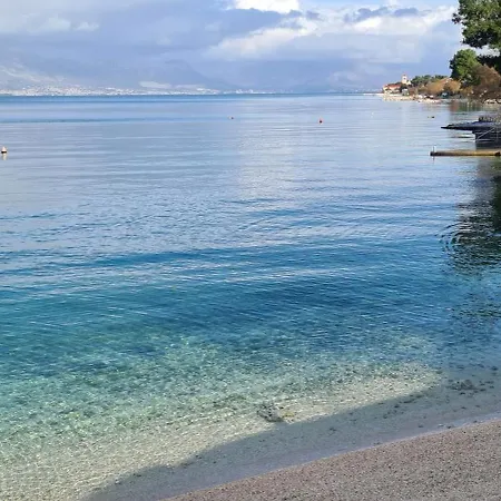 Bernardica 아파트 트로기르